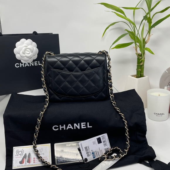 ‼️SOLD‼️Chanel 21P Mini Square Crossbody Lamb Bla - Picture 7 of 13